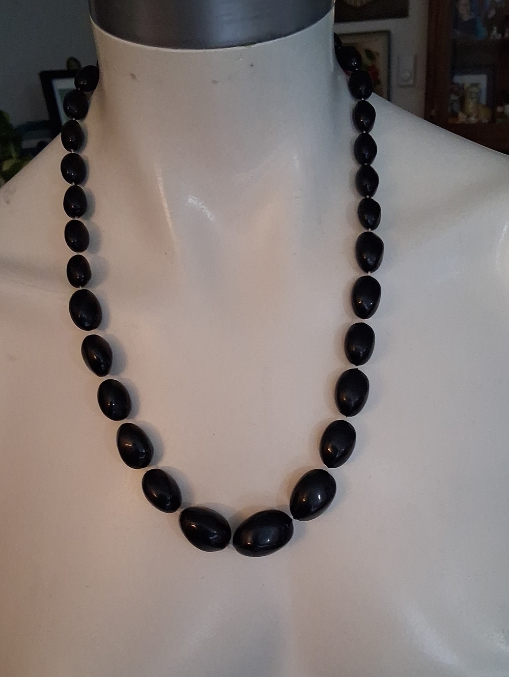 Classic Black Beaded Necklace - Elegant Women's Jewelry